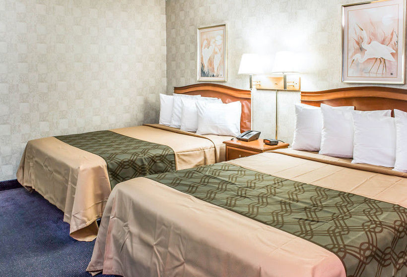 Hotel Econo Lodge & Suites Greensboro  | Greensboro | North Carolina | United States 11