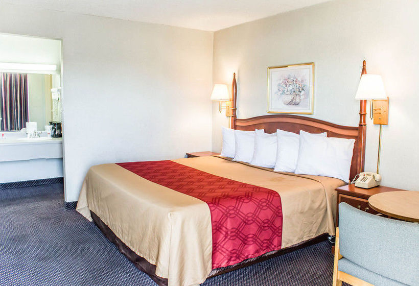 Hotel Econo Lodge & Suites Greensboro  | Greensboro | North Carolina | United States 14