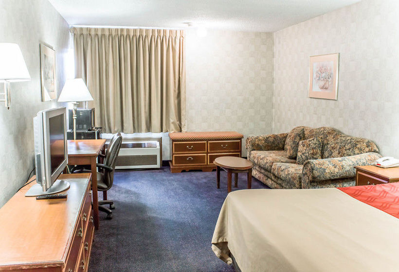 Hotel Econo Lodge & Suites Greensboro  | Greensboro | North Carolina | United States 18