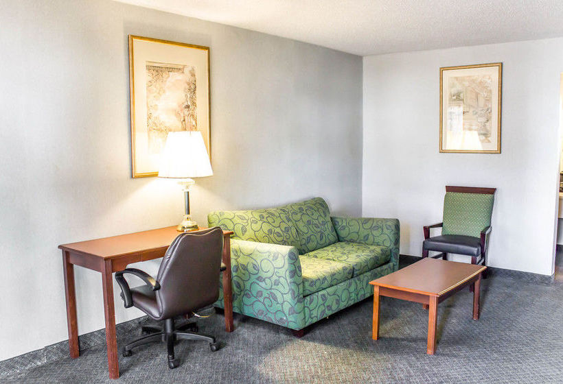 Hotel Econo Lodge & Suites Greensboro  | Greensboro | North Carolina | United States 20