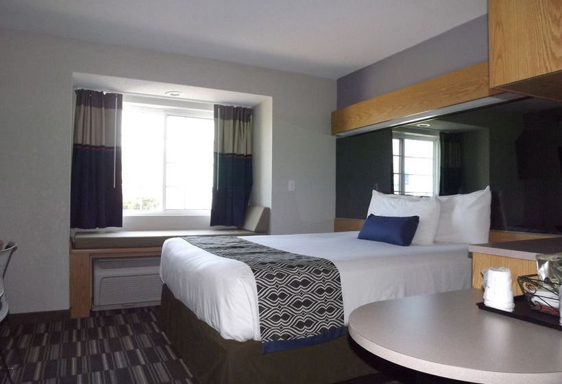 Microtel Inn & Suites Ames  | Ames | Iowa | United States 10