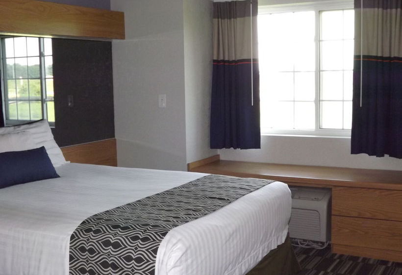 Microtel Inn & Suites Ames  | Ames | Iowa | United States 13