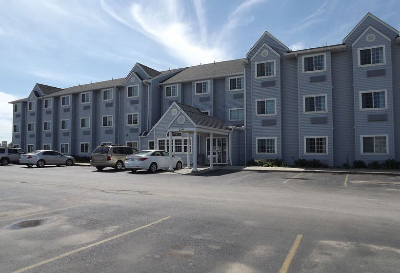 Microtel Inn & Suites Ames  | Ames | Iowa | United States 16