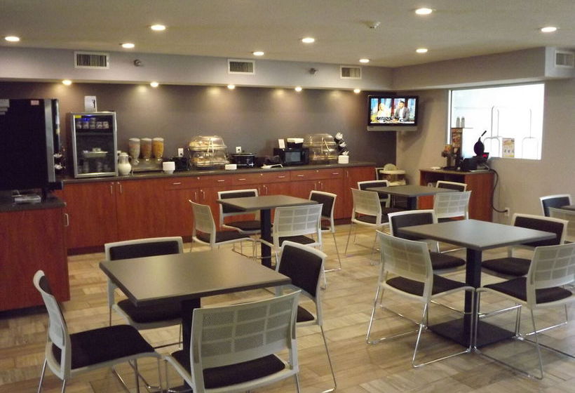 Microtel Inn & Suites Ames  | Ames | Iowa | United States 3