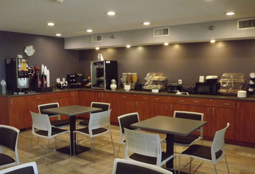 Microtel Inn & Suites Ames  | Ames | Iowa | United States 5