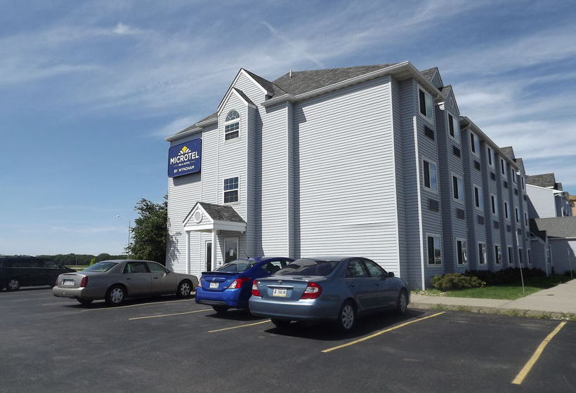 Microtel Inn & Suites Ames  | Ames | Iowa | United States 8