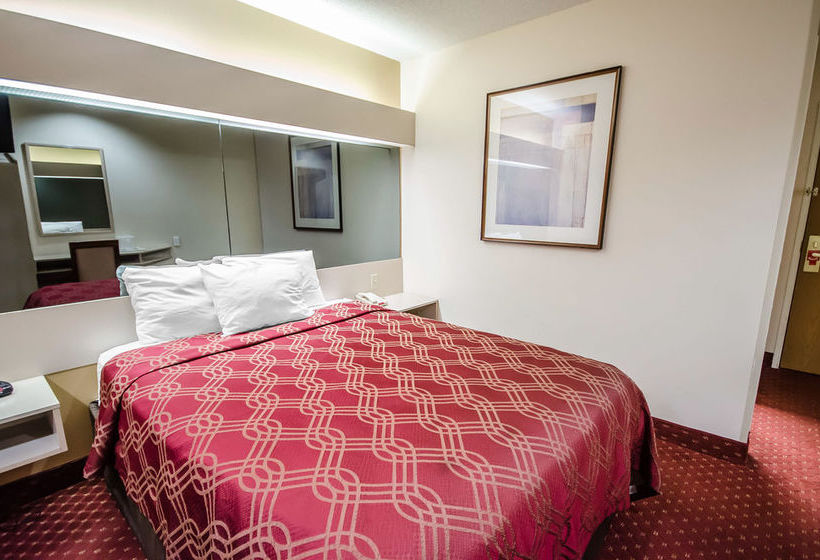 Hotel Econo Lodge Inn & Suites Evansville  | Evansville | Indiana | United States 15