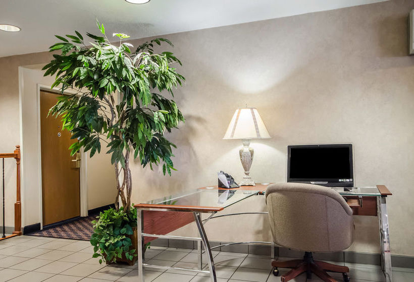 Hotel Econo Lodge Inn & Suites Evansville  | Evansville | Indiana | United States 5