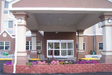 Microtel Inn & Suites Kansas City Airport  | Kansas City | Missouri | United States 15