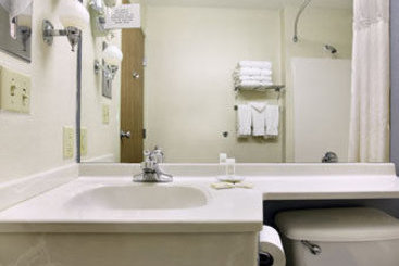 Microtel Inn & Suites Kansas City Airport  | Kansas City | Missouri | United States 16