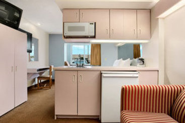 Microtel Inn & Suites Kansas City Airport  | Kansas City | Missouri | United States 3