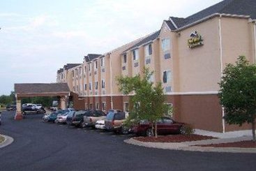 Microtel Inn & Suites Kansas City Airport  | Kansas City | Missouri | United States 7