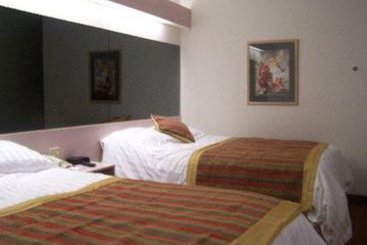 Microtel Inn & Suites Kansas City Airport  | Kansas City | Missouri | United States 9