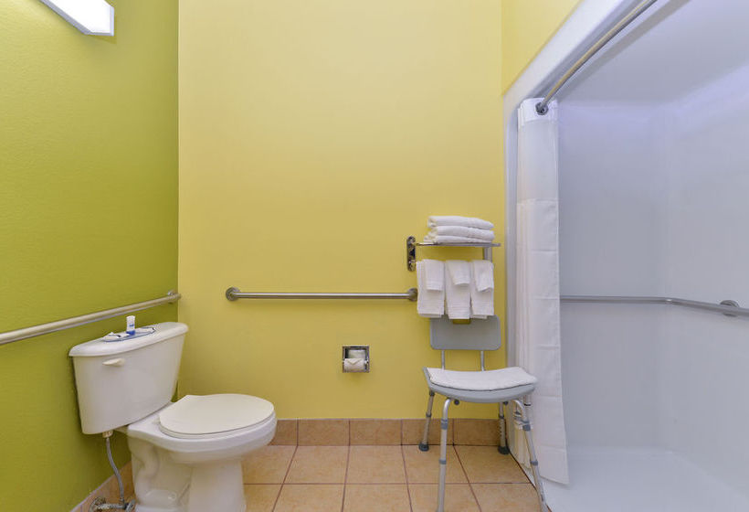 Microtel Inn & Suites Dallas Ft. Worth 