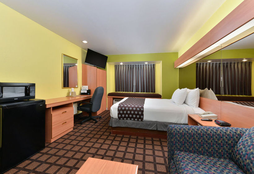 Microtel Inn & Suites Dallas Ft. Worth  | Fort Worth | Texas | United States 16