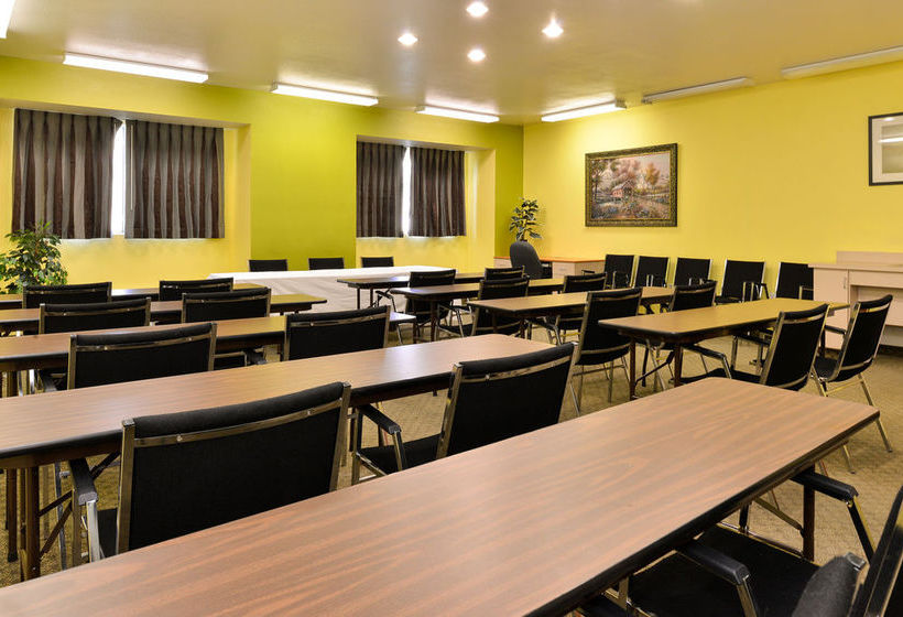 Microtel Inn & Suites Dallas Ft. Worth  | Fort Worth | Texas | United States 20