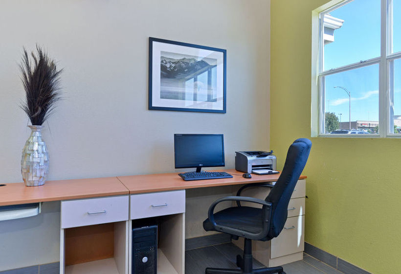 Microtel Inn & Suites Dallas Ft. Worth  | Fort Worth | Texas | United States 3