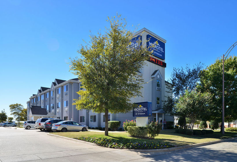 Microtel Inn & Suites Dallas Ft. Worth  | Fort Worth | Texas | United States 4
