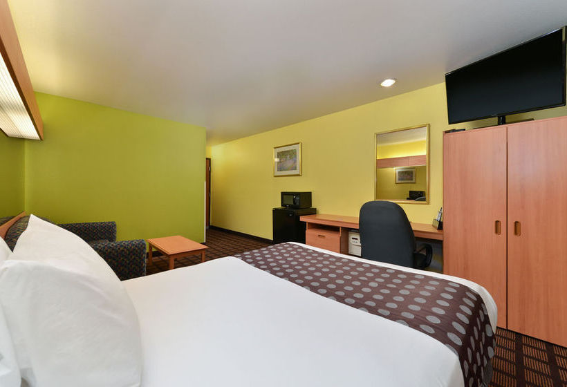 Microtel Inn & Suites Dallas Ft. Worth  | Fort Worth | Texas | United States 5