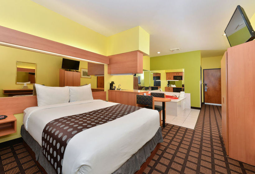 Microtel Inn & Suites Dallas Ft. Worth  | Fort Worth | Texas | United States 6