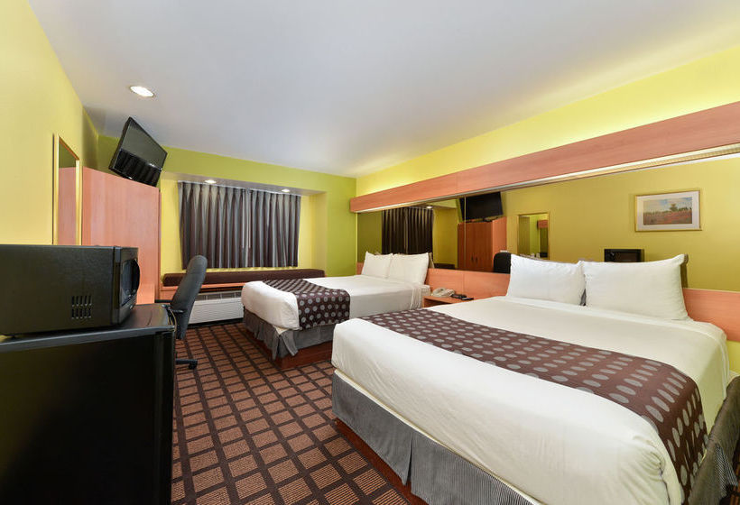 Microtel Inn & Suites Dallas Ft. Worth  | Fort Worth | Texas | United States 7