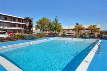 STL Hotel   | Bridgeton | Missouri | Hotel negli Stati Uniti 9