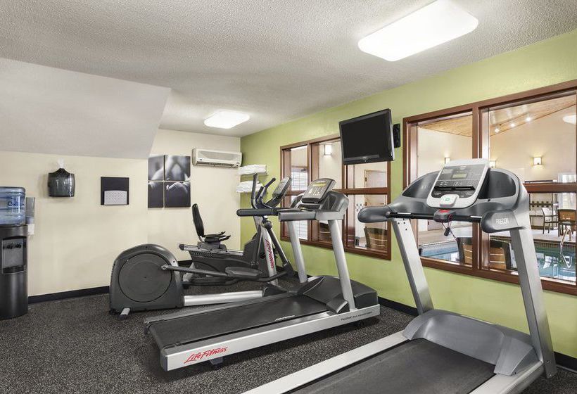 Hotel Country Inn & Suites By Carlson Ames  | Ames | Iowa | United States 20