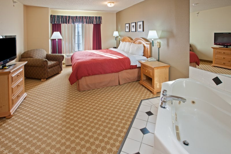 Hotel Country Inn & Suites BY Carlson Galesburg  | Galesburg | Illinois | United States 9