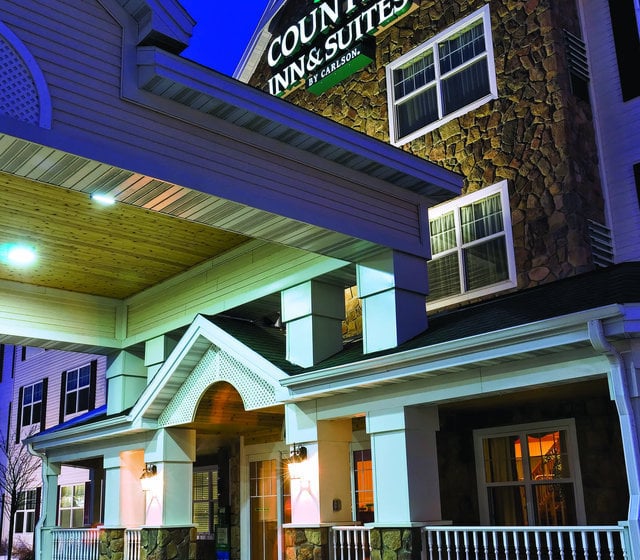 Hotel Country Inn & Suites BY Carlson, Albertville, MN 