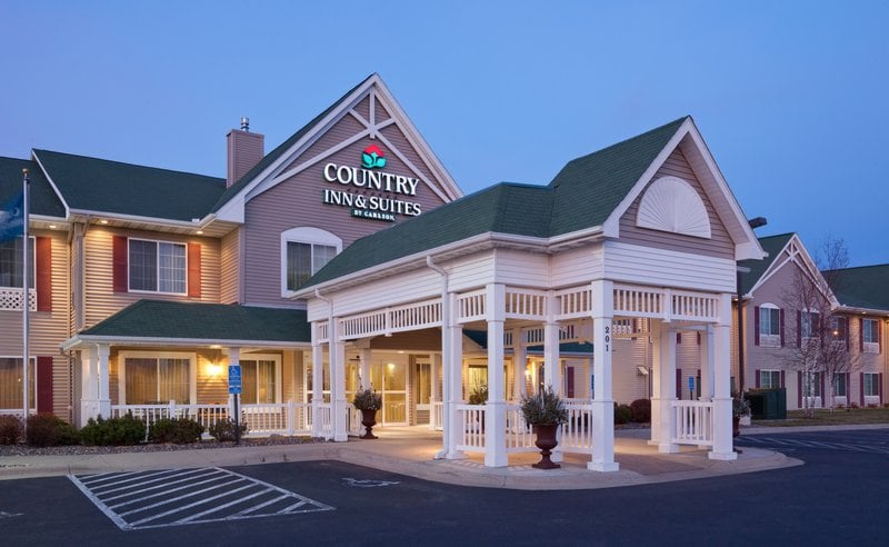 Hotel Country Inns & Suites By Carlson Willmar  | Willmar | Minnesota | United States 10