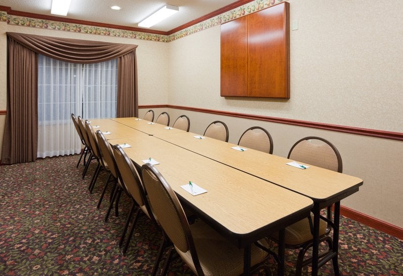 Hotel Country Inns & Suites By Carlson Willmar  | Willmar | Minnesota | United States 2