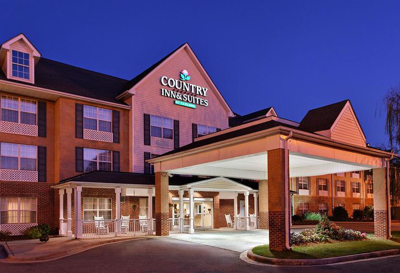Hotel Country Inn & Suites BY Carlson Charlotte University Place  | Charlotte | North Carolina | United States 2