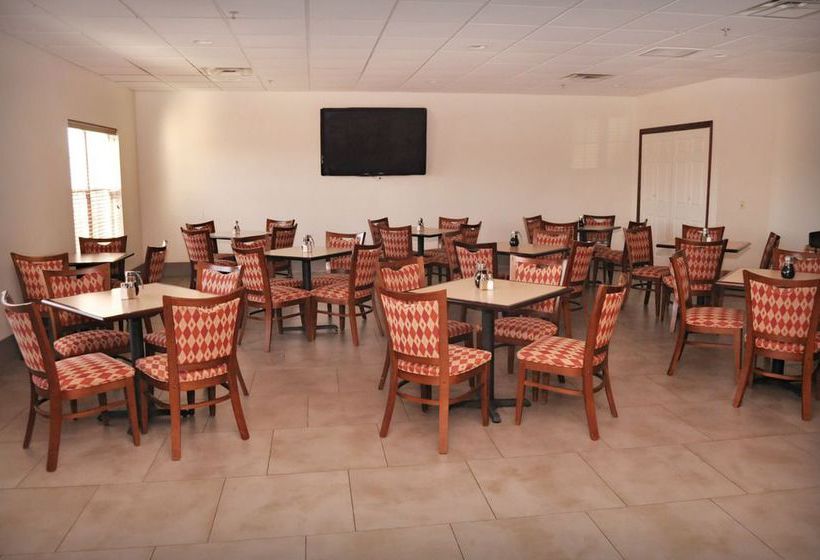 Hotel Country Inn & Suites BY Carlson Kearney  | Kearney | Nebraska | United States 16