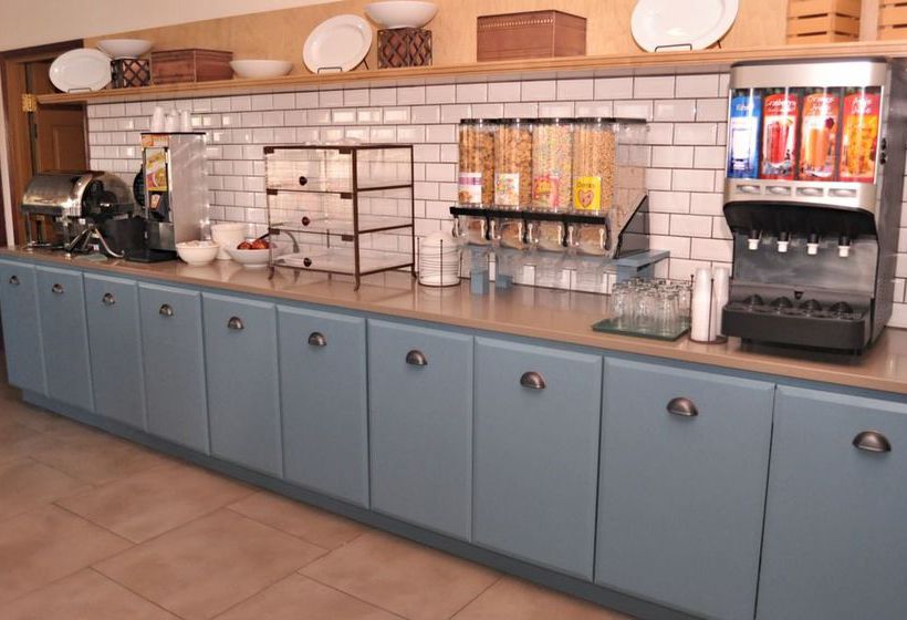 Hotel Country Inn & Suites BY Carlson Kearney  | Kearney | Nebraska | United States 18