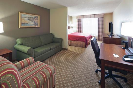 Hotel Country Inn & Suites BY Carlson Elyria  | Elyria | Ohio | United States 20