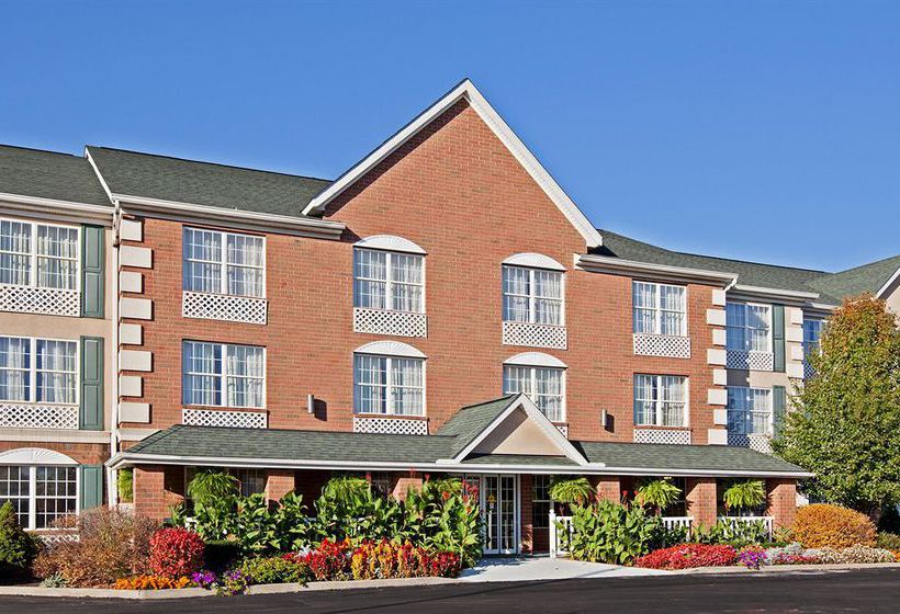 Hotel Country Inn & Suites BY Carlson Macedonia 