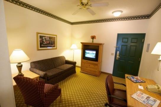 Hotel Country Inn & Suites BY Carlson Manheim  | Manheim | Pennsylvania | United States 17