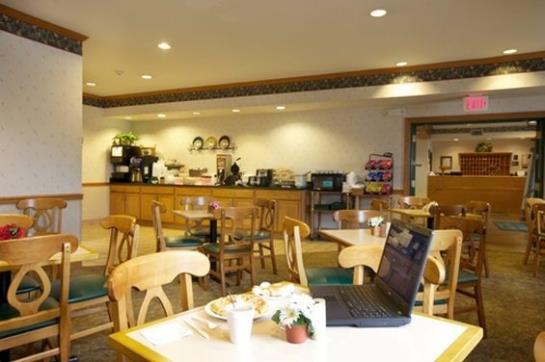 Hotel Country Inn & Suites BY Carlson Manheim  | Manheim | Pennsylvania | United States 19