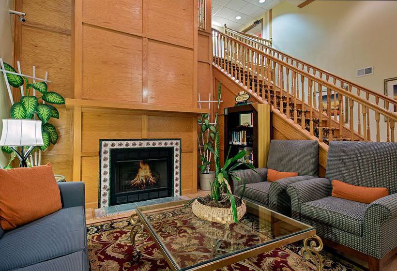 Hotel Country Inn & Suites BY Carlson Lexington  | Lexington | Virginia | United States 2