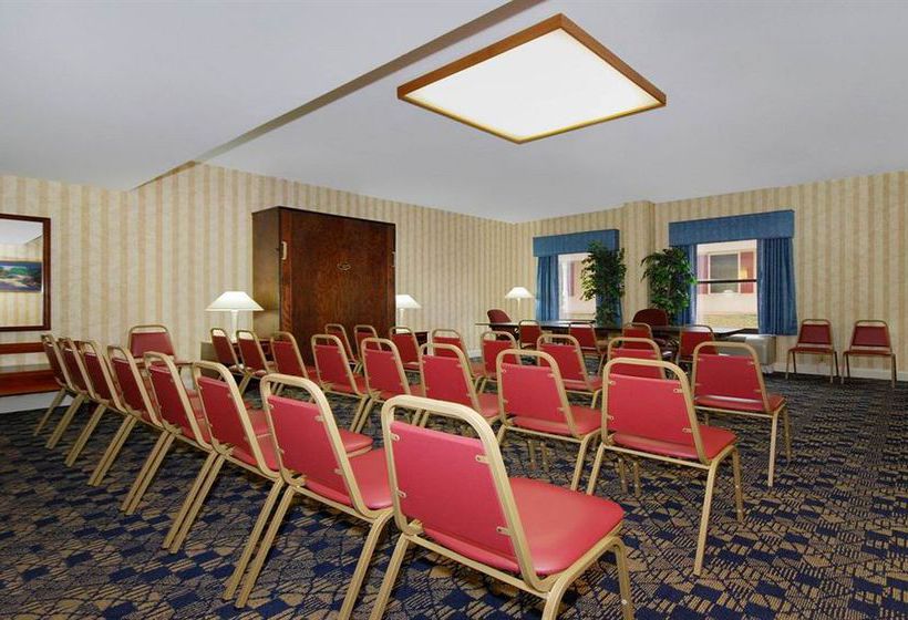 Hotel Red Roof Inn & Suites Newnan  | Newnan | Georgia | United States 6