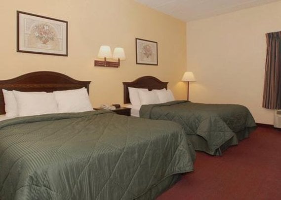 Hotel Quality Inn & Suites Sellersburg  | Sellersburg | Indiana | United States 18