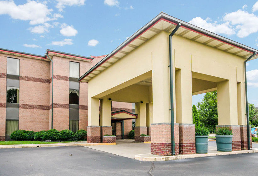 Hotel Quality Inn & Suites Sellersburg  | Sellersburg | Indiana | United States 3