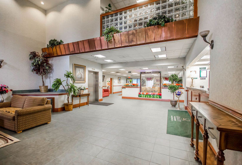 Hotel Quality Inn & Suites Sellersburg  | Sellersburg | Indiana | United States 8