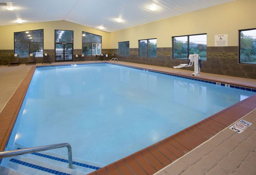 Hotel Comfort Inn & Suites Berea  | Berea | Kentucky | United States 16