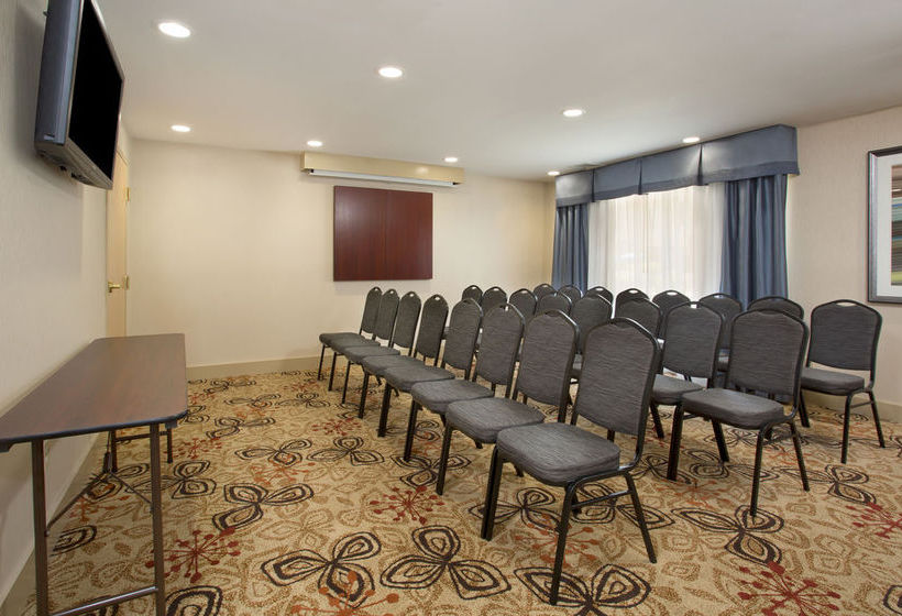 Hotel Comfort Inn & Suites Berea  | Berea | Kentucky | United States 19