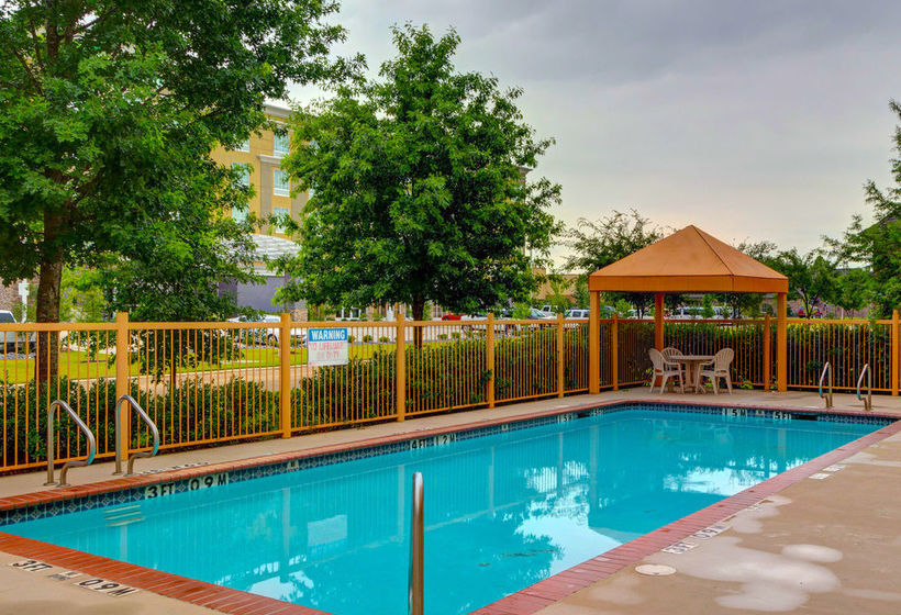 Hotel Comfort Inn & Suites  | Covington | Louisiana | United States 20