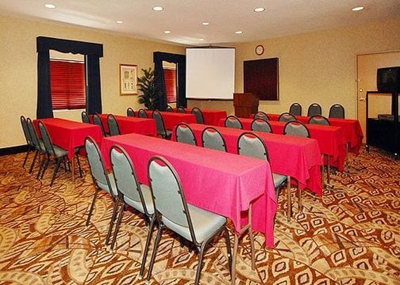 Hotel Comfort Inn & Suites 