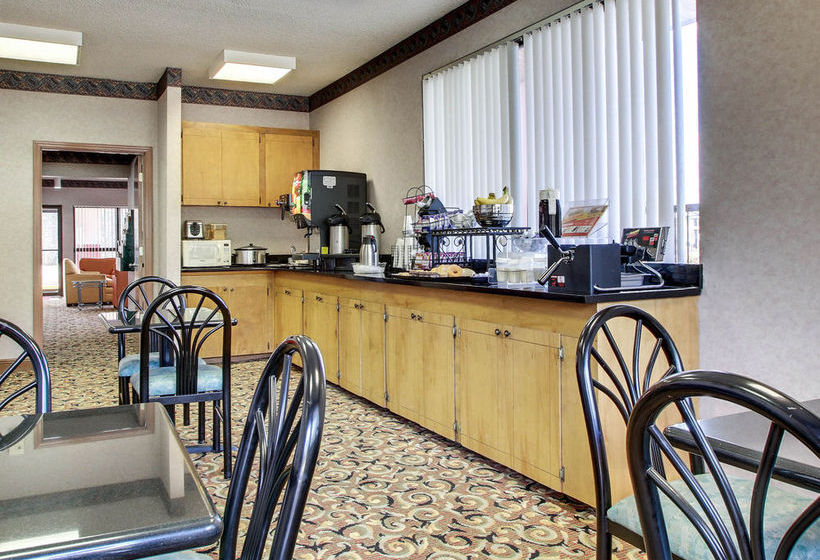 Hotel Econo Lodge Inn & Suites Forest  | Forest | Mississippi | United States 6