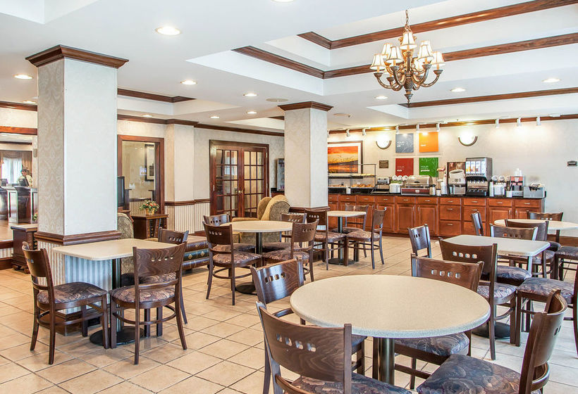 Hotel Comfort Inn & Suites 