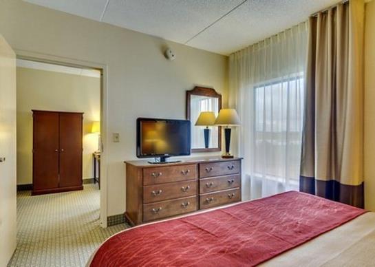 Hotel Comfort Inn & Suites York  | York | Pennsylvania | United States 17